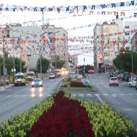 Apartments Petah Tiqwa - Bar Kochva Street Petach Tikva Dış mekan fotoğraf